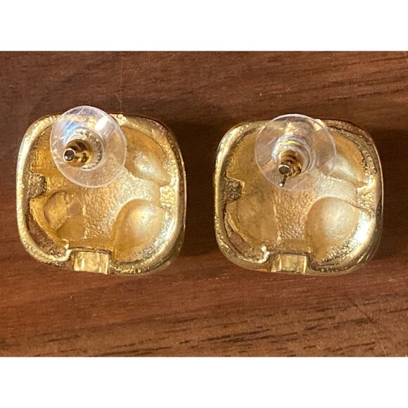 Vintage Pair Earrings Gold & Black Enamel & Diamond Cross Pattern ~ Very CoCo! - Picture 4 of 7